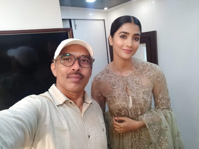 Celebrity makeup artist Chakravarthi Kadali with actress Pooja Hegde in a colour-balanced glamour look